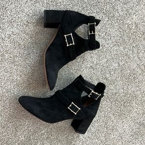Valentino Garavani Booties